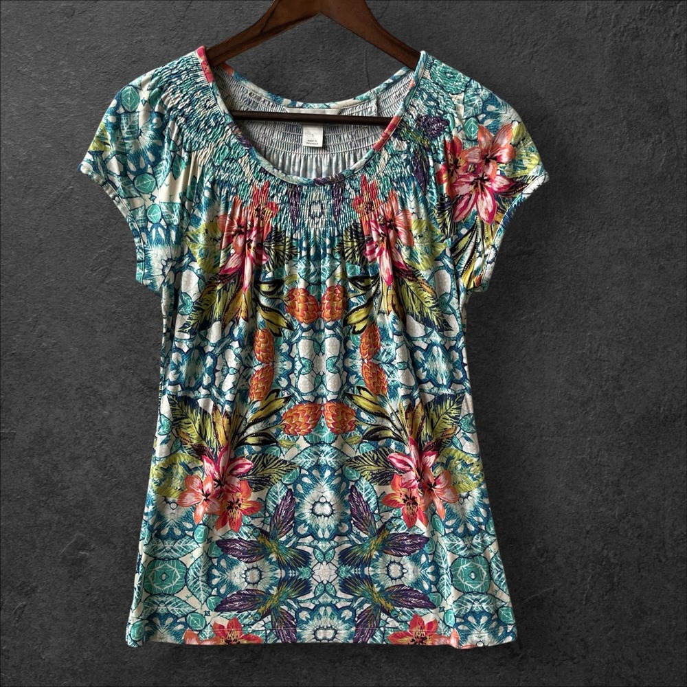 christopher & banks women's size S floral smocked short sleeve top rayon spandex